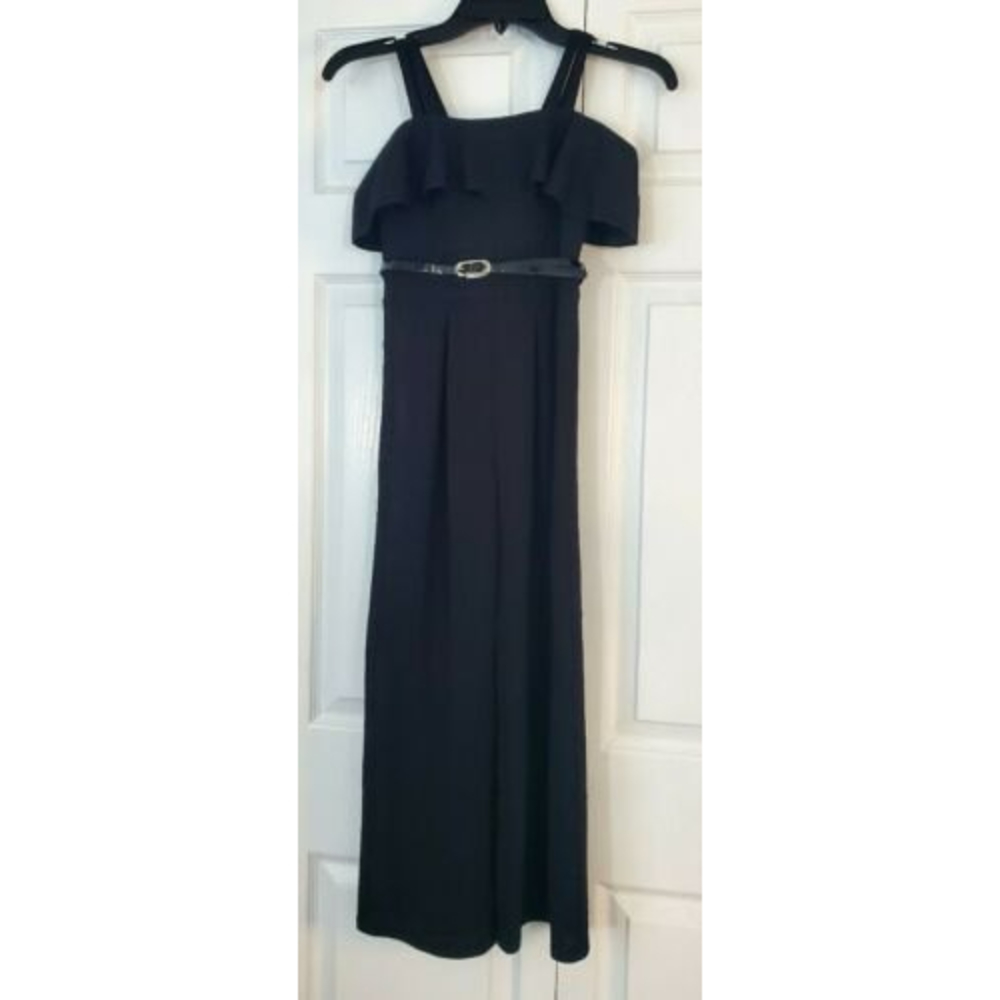 Honey and Rosie Woman's Black Cropped Jumpsuit Zip Back Light Padded Belted Sz 8